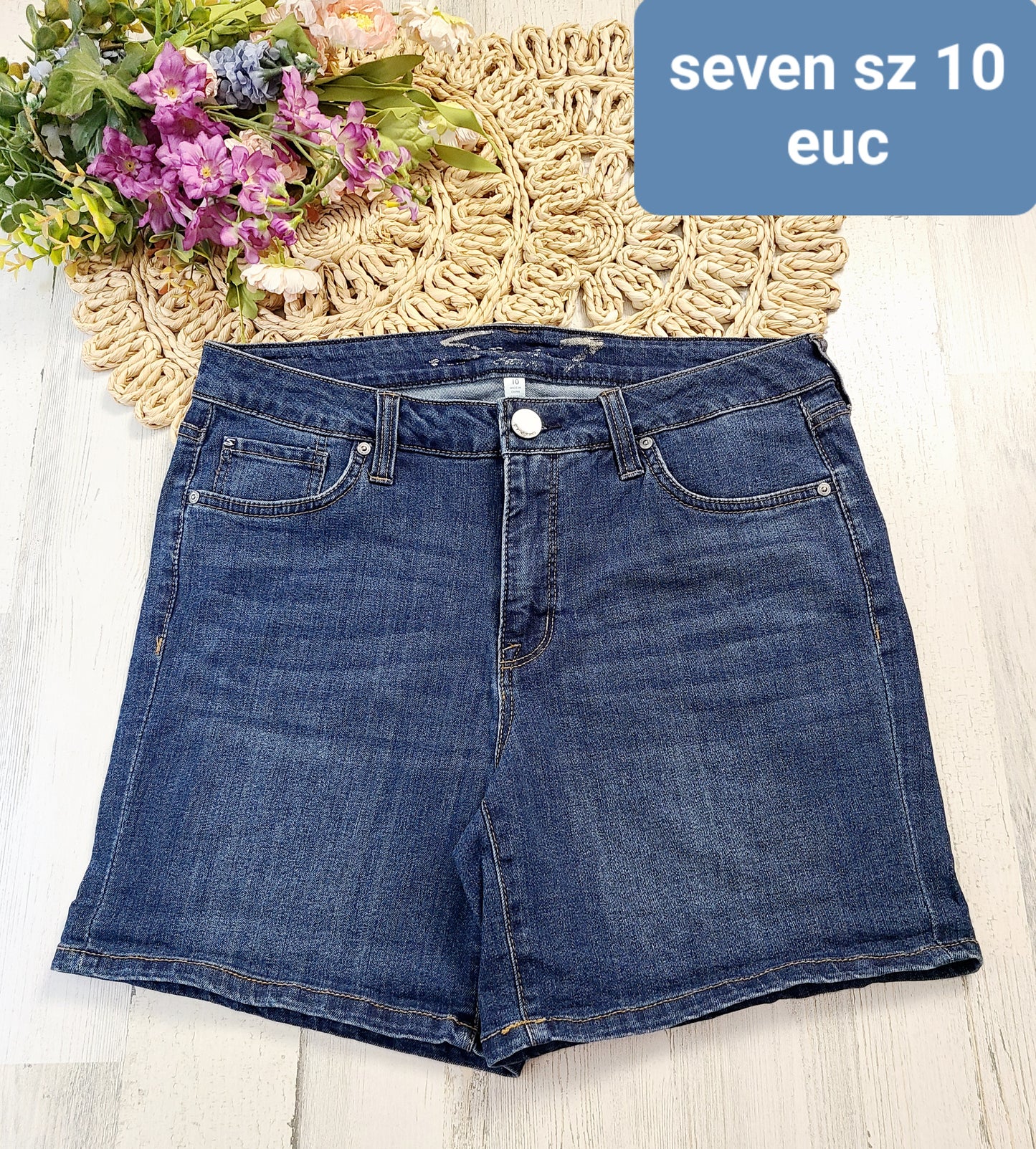 sz 10 jean shorts seven