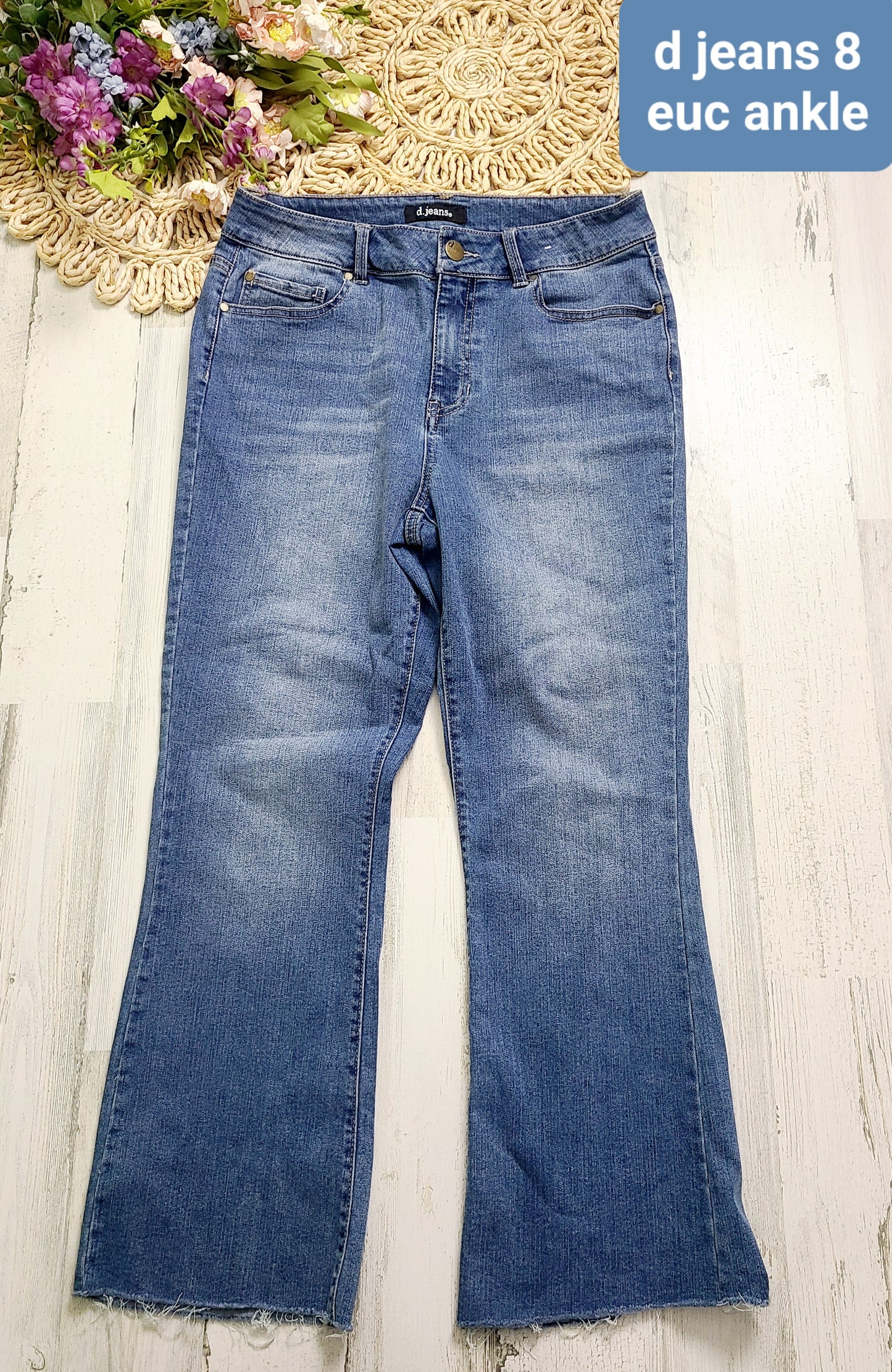 djeans ankle raw hem medium