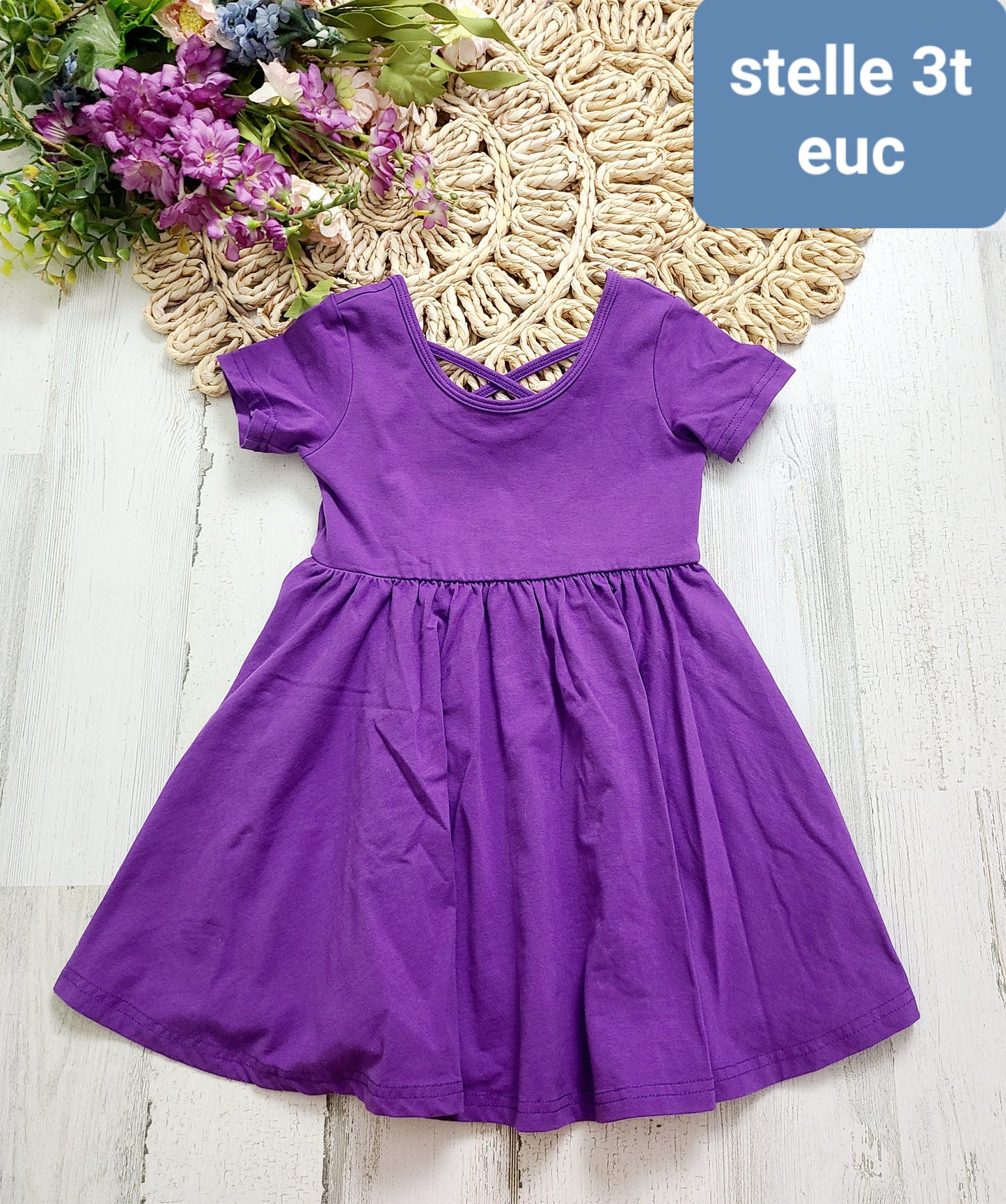 purple dress stelle