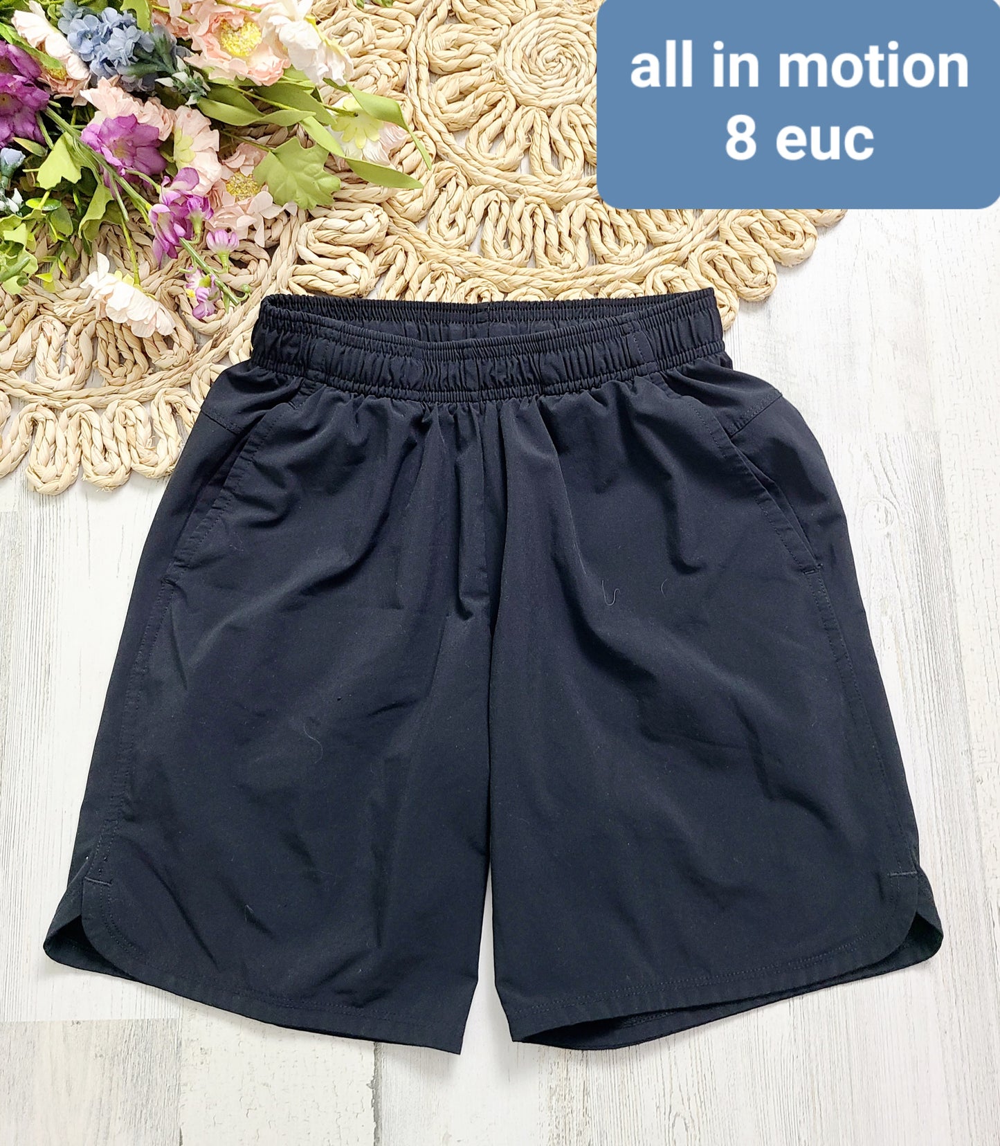 all in motion black  windbreaker shorts 8y