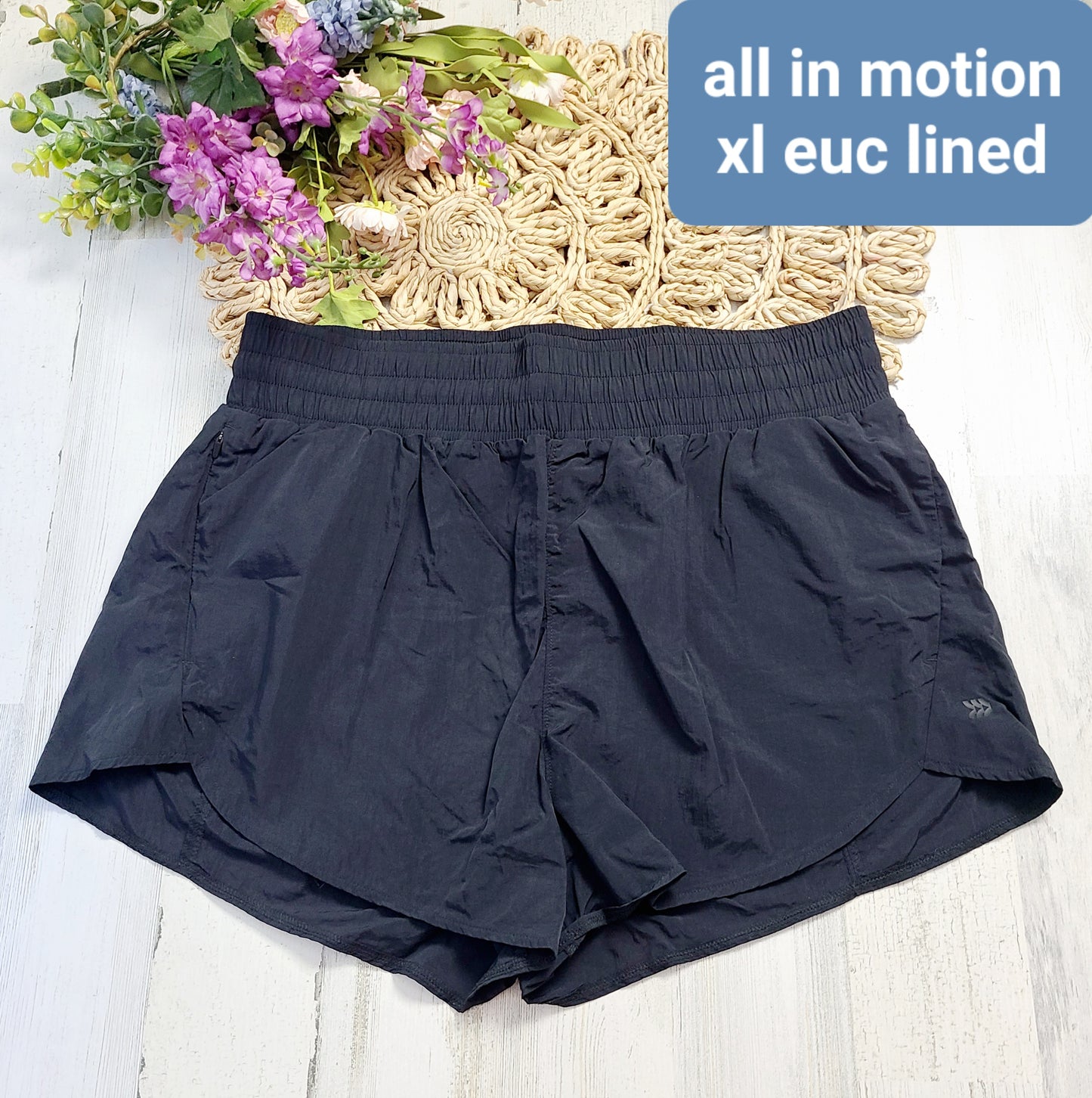 all in motion lined shorts xl