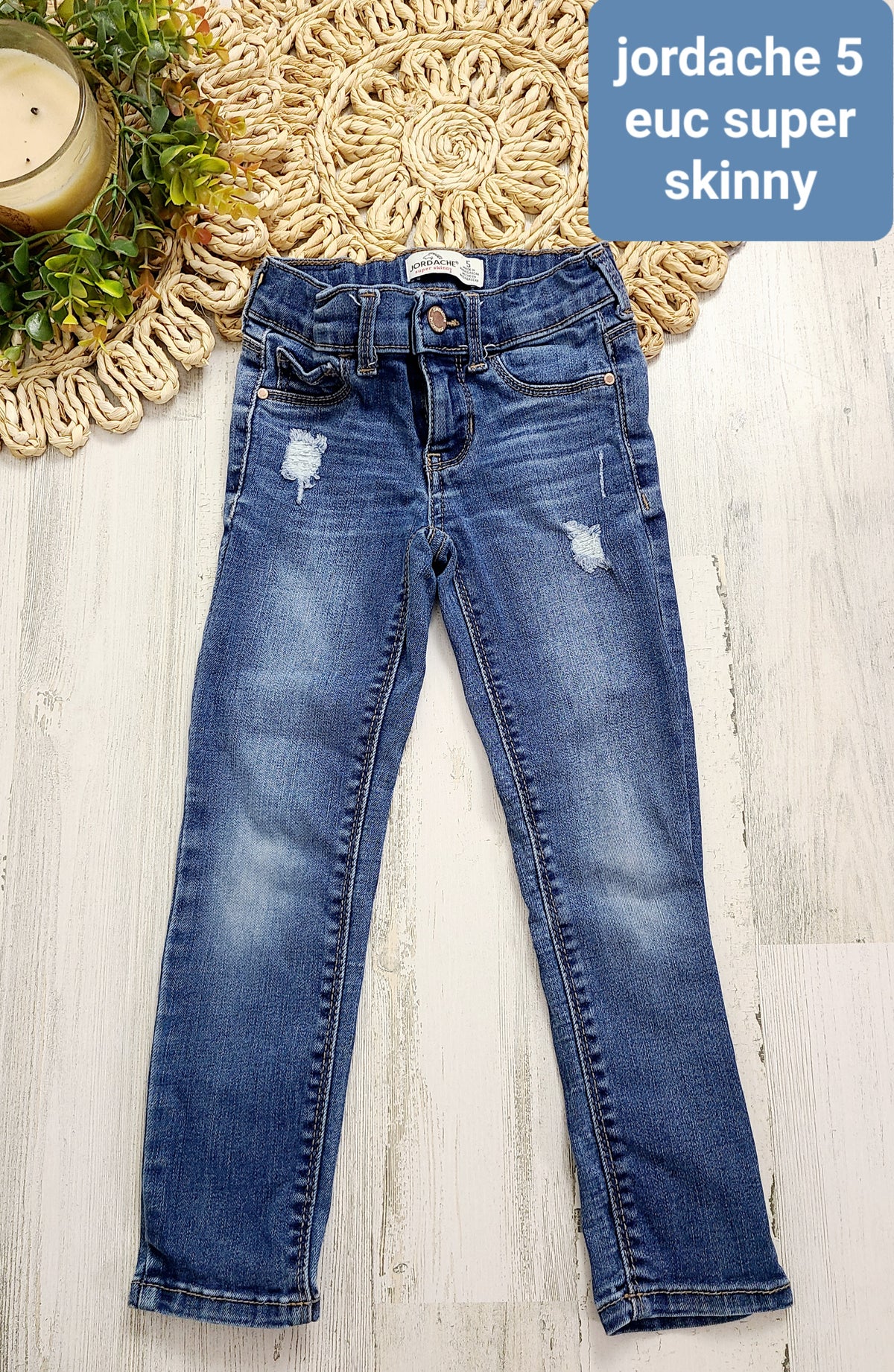 super skinny 2 distressed pockets jordache