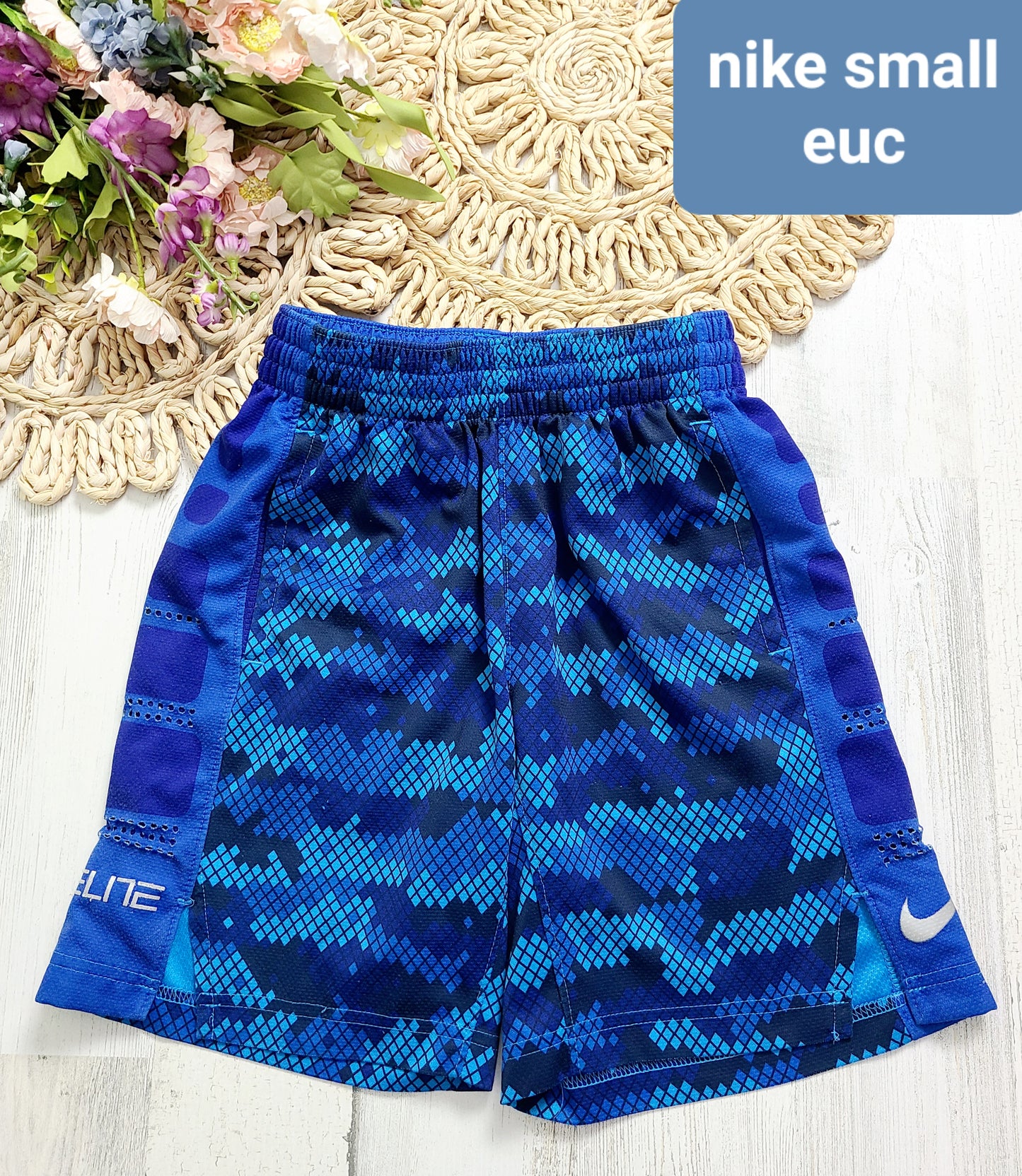 nike diamond shorts blue