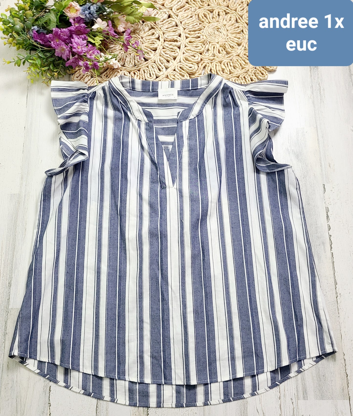 andree blue white stripes