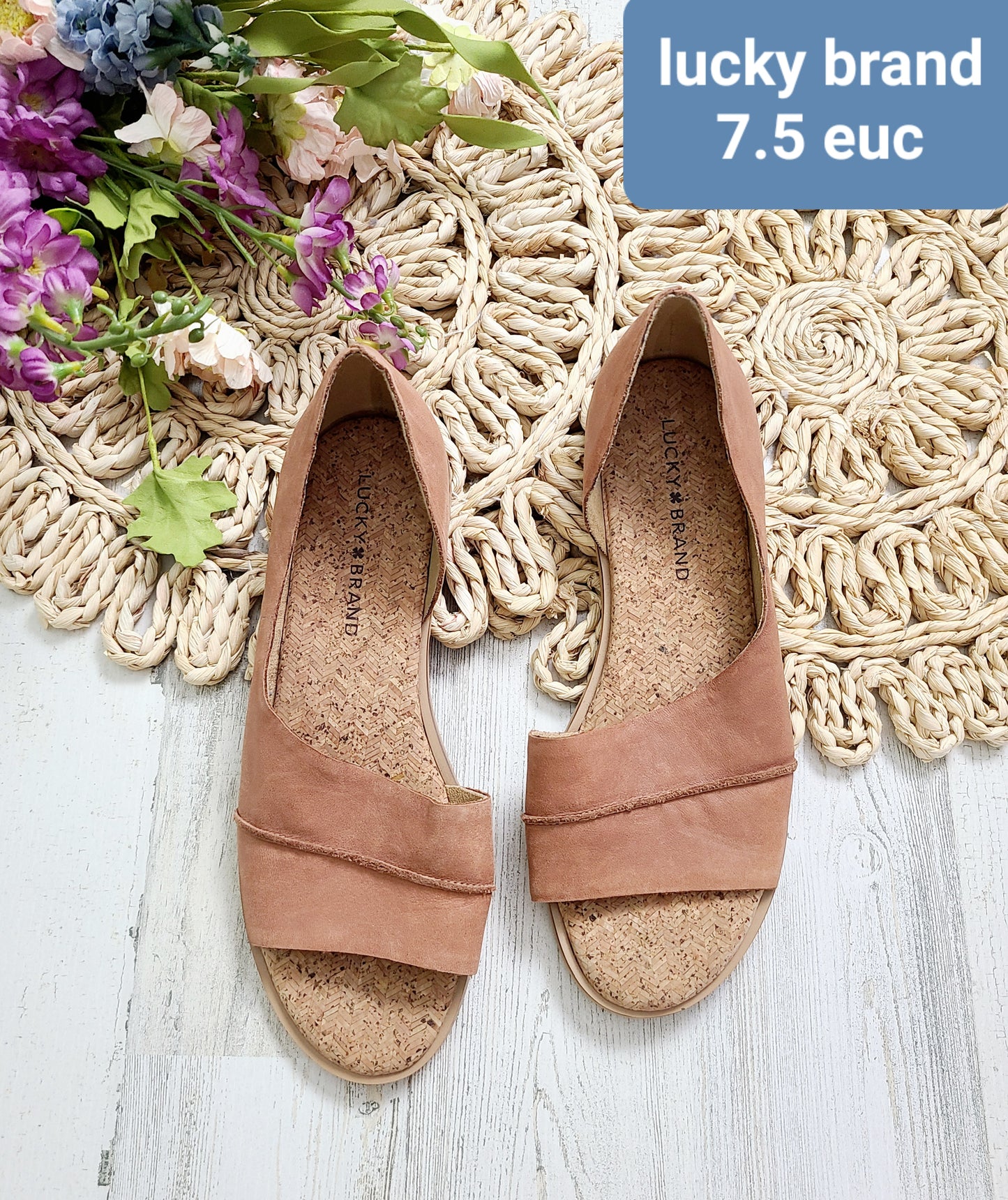 lucky brand flats sandals