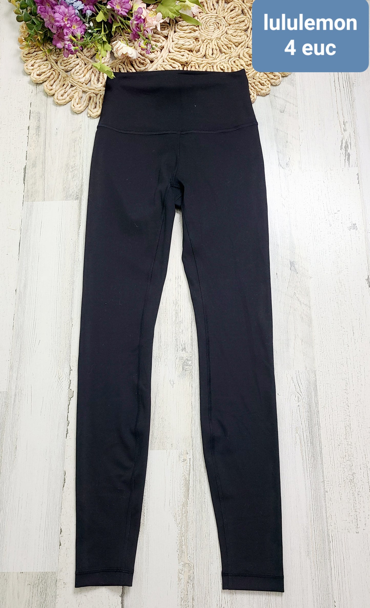 black lululemon leggings