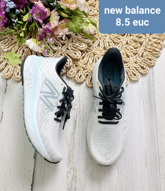 white and baby blue new balance
