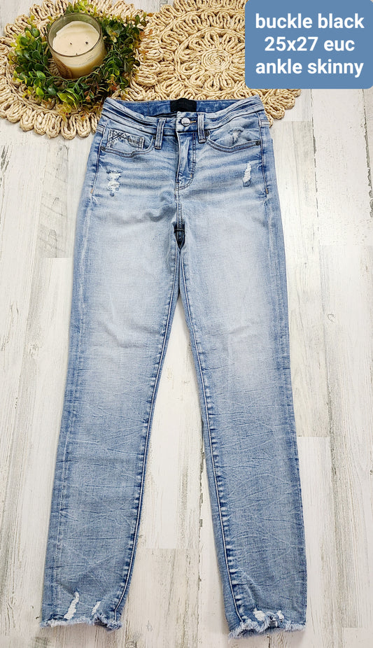 ankle skinny buckle black raw hem ankle
