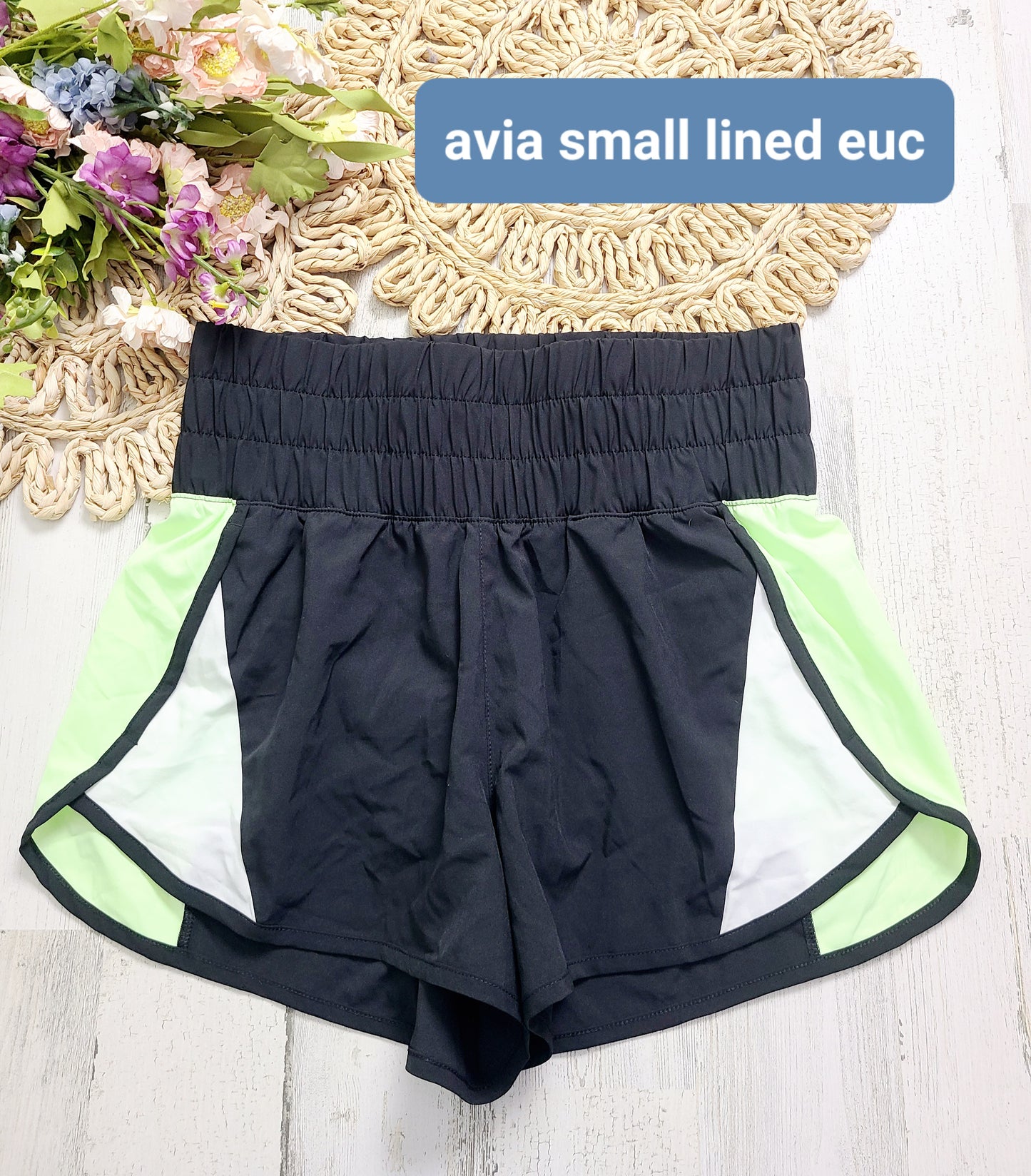 avia black lime green lined