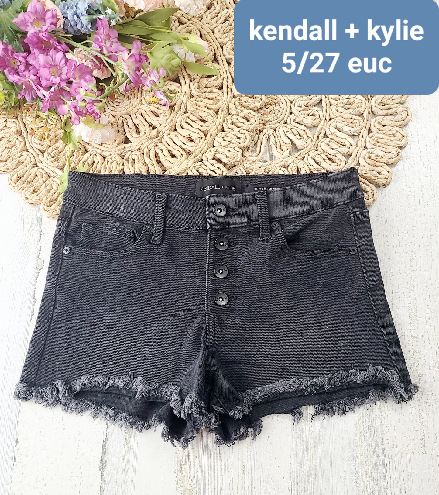 kendall+kylie charcoal gray shorts