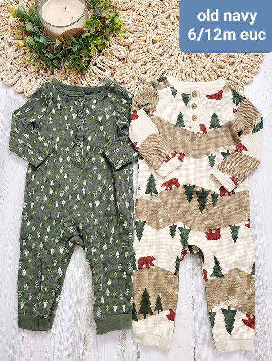 christmas tree bundle old navy outfits