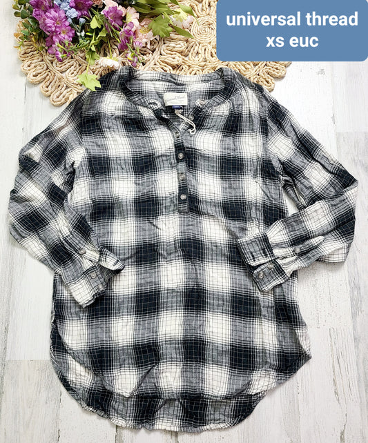 black white universal thread plaid