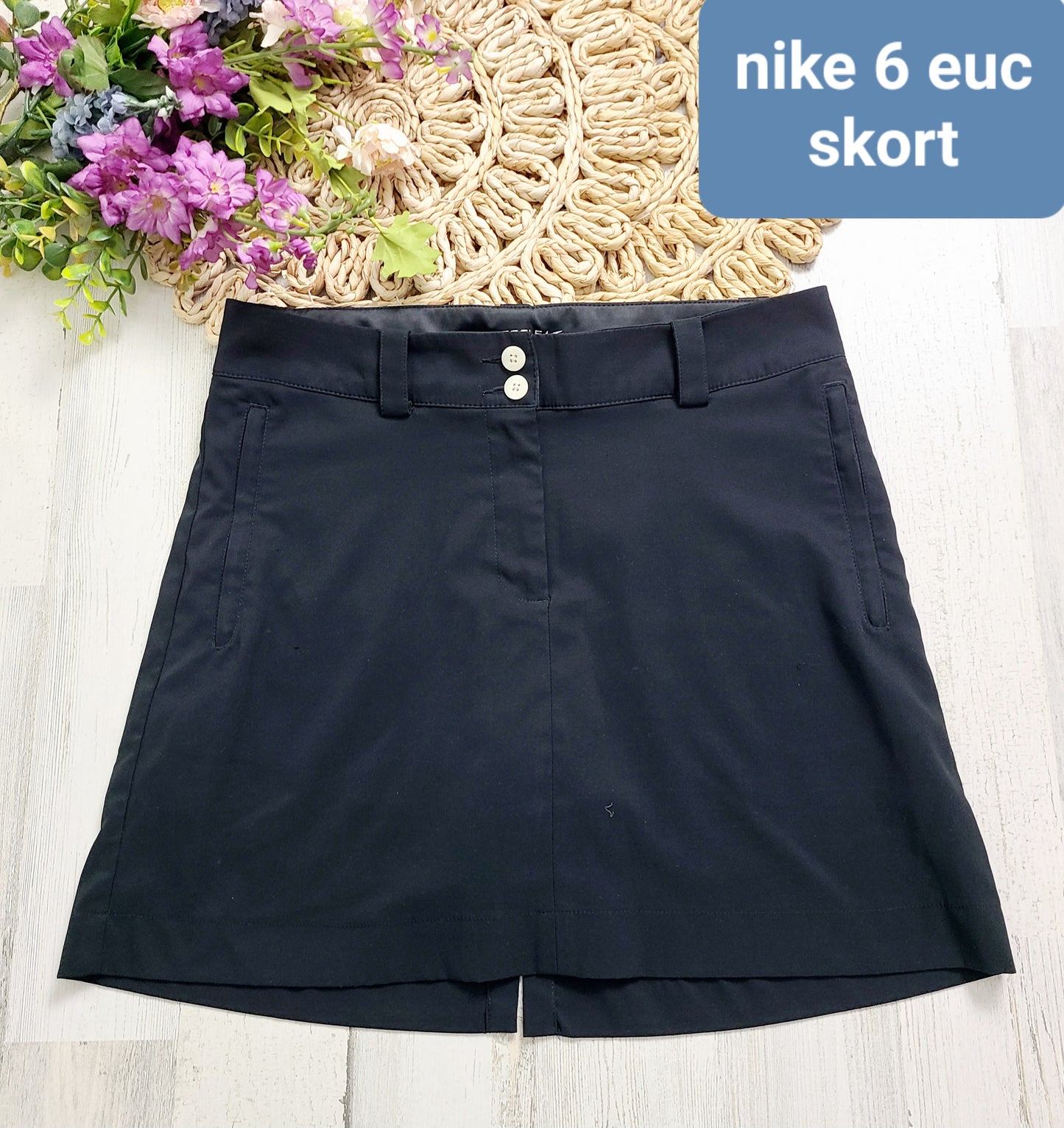nike black skort sz 6