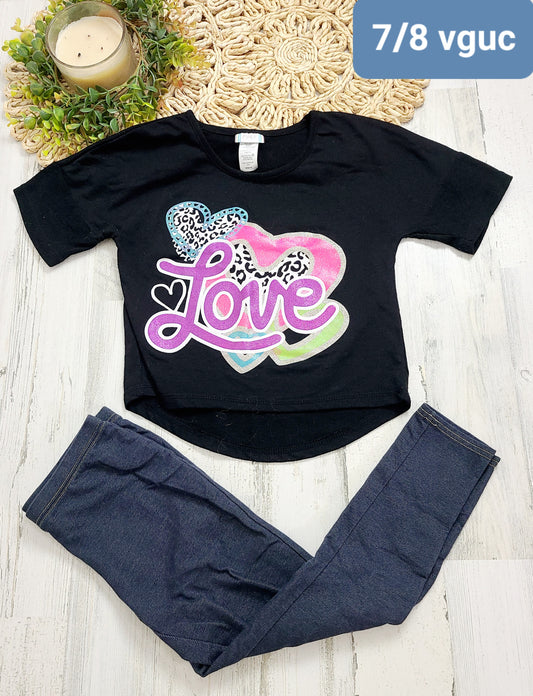 loveblack  top with leggings