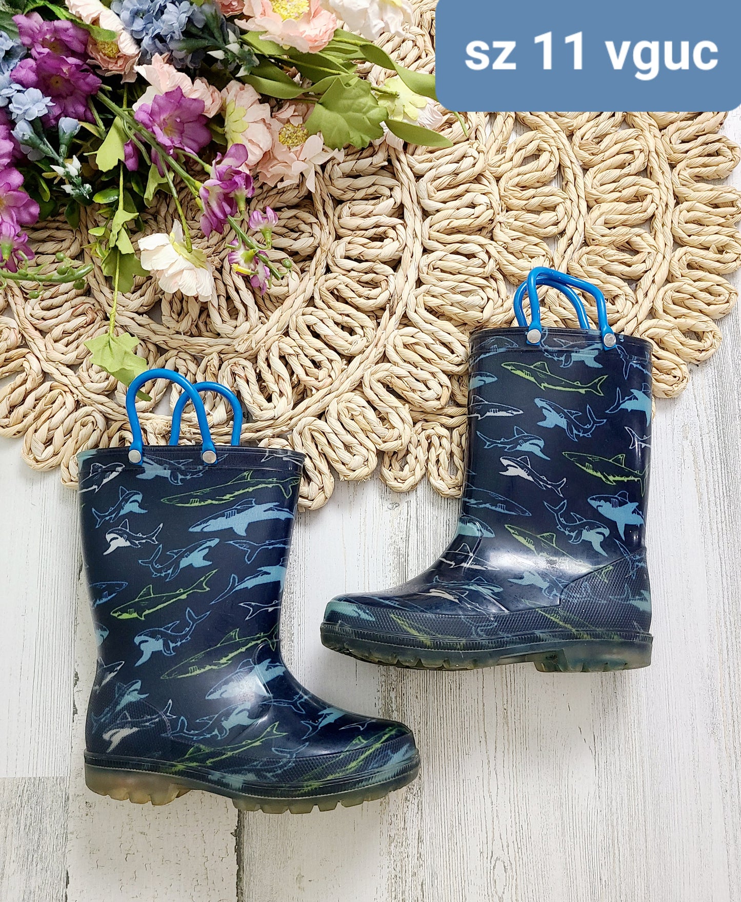 boys shark rainboots