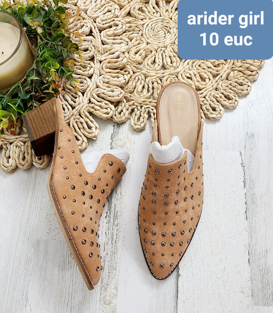 heel mules arider girl