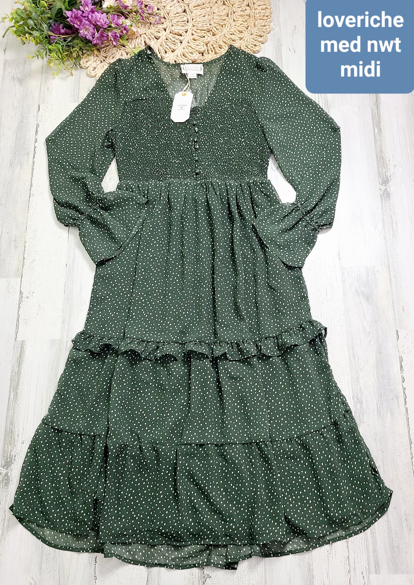 new green long sleeve loveriche