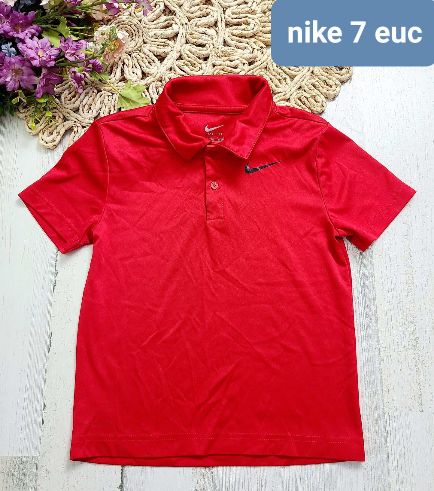 red collar nike short sleeve