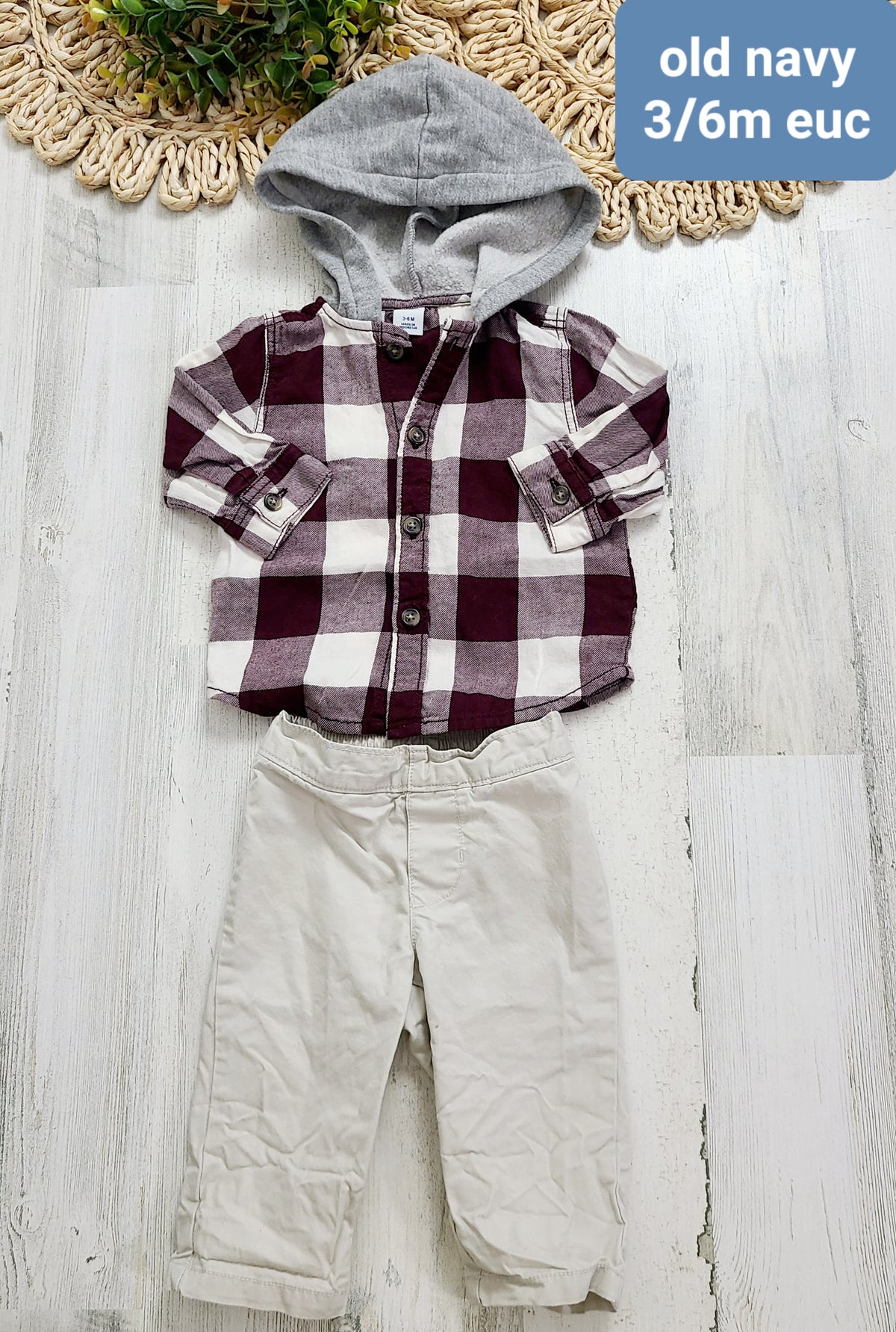 burgundy plaid hood khaki pants old navy