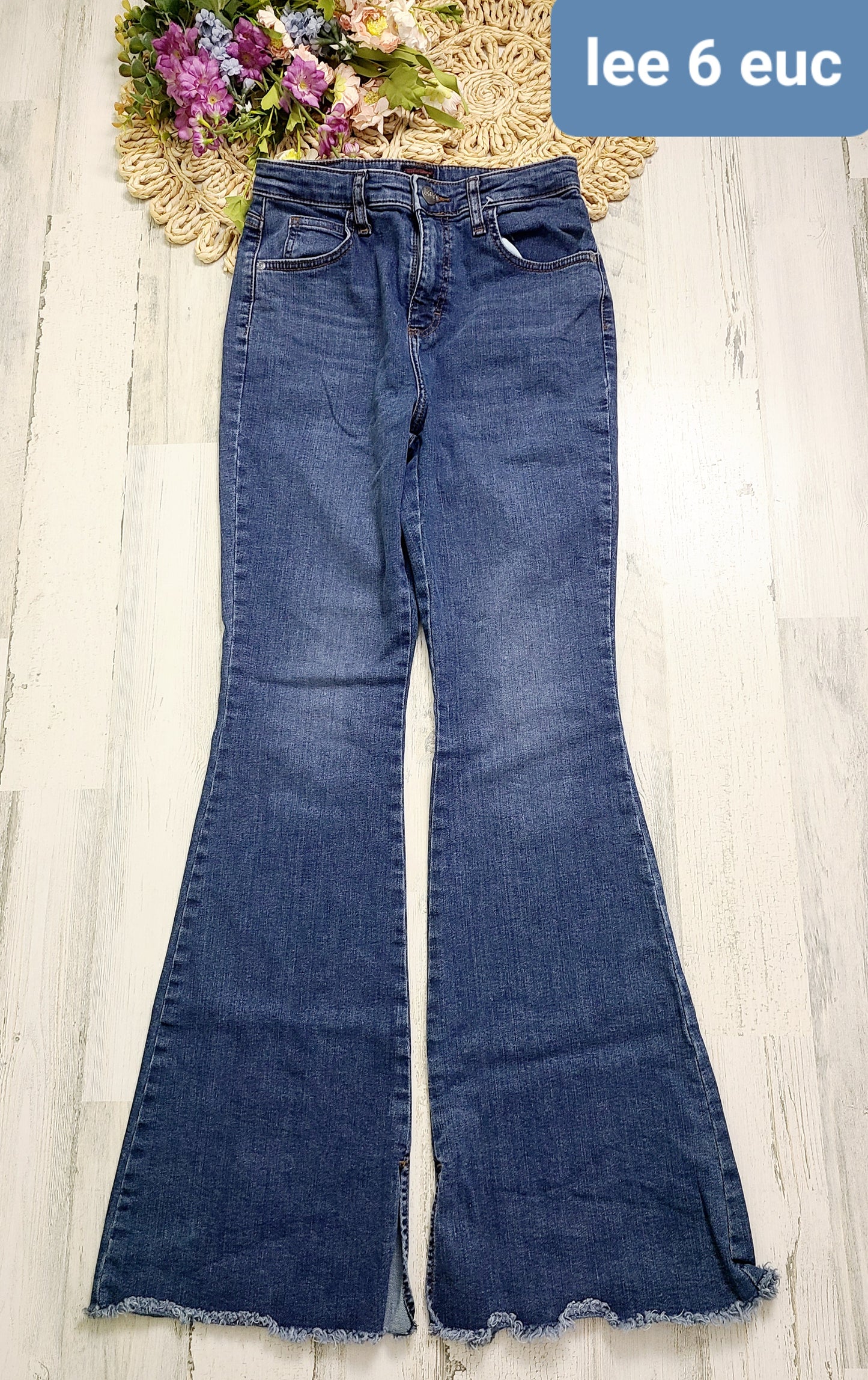 lee flare jeans small