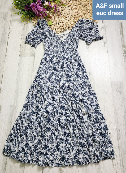 a&f top smocked dress