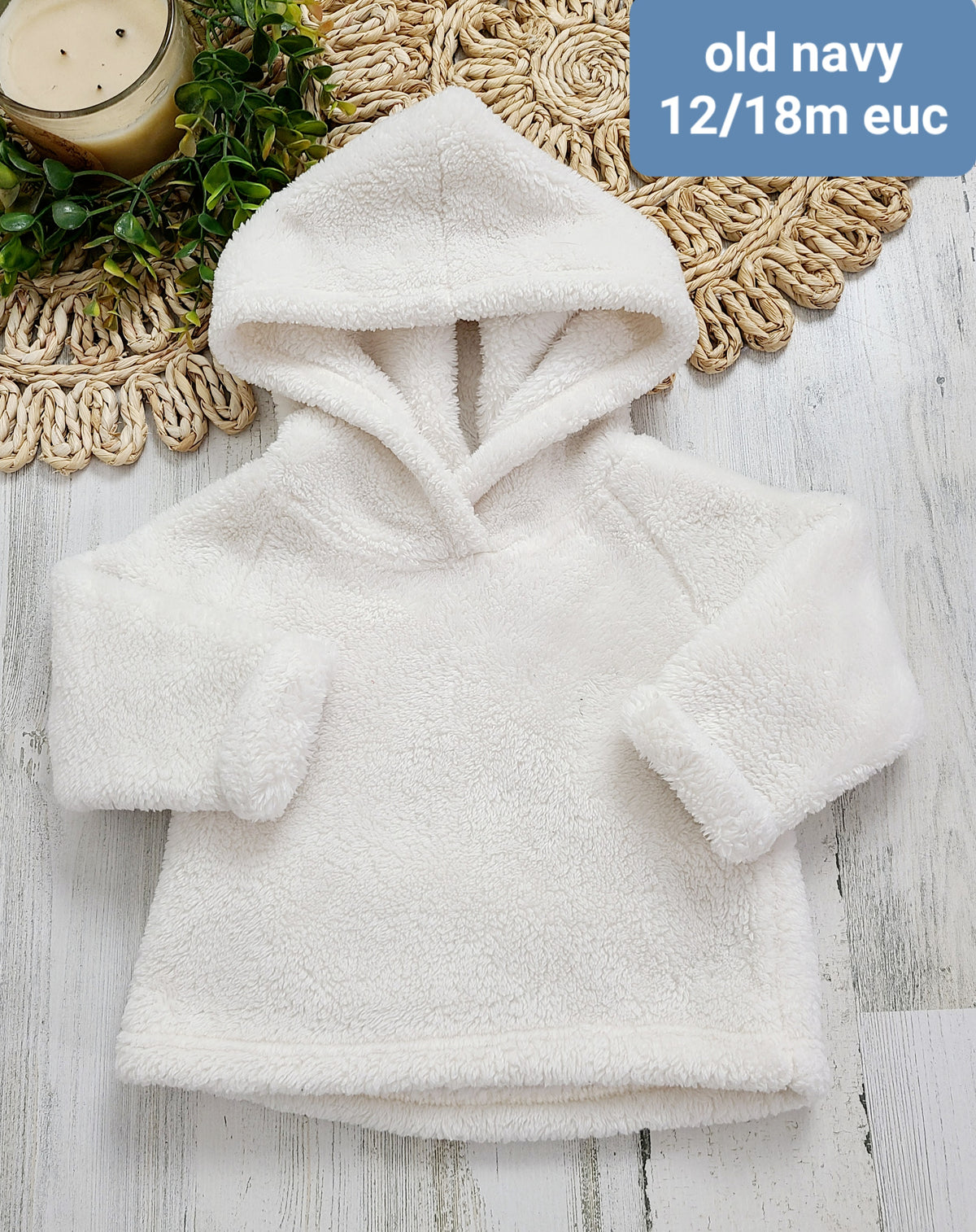white fleece hood old navy 12/18m