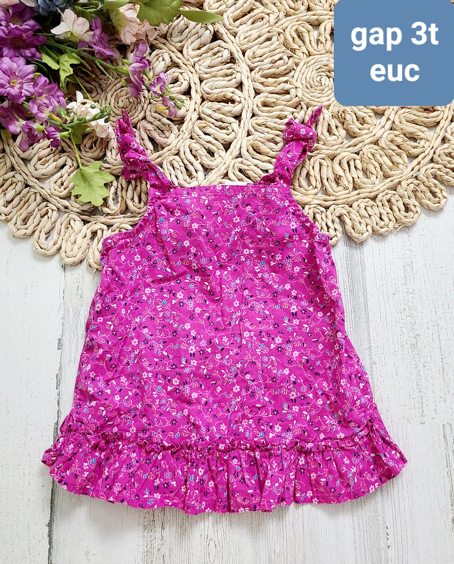 gap fushia ruffle bottom
