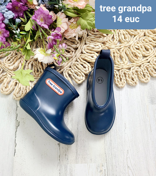 tree grandpa rainboots