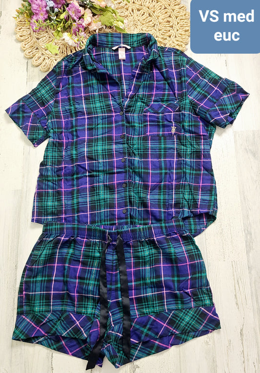 plaid vs pj set shorts