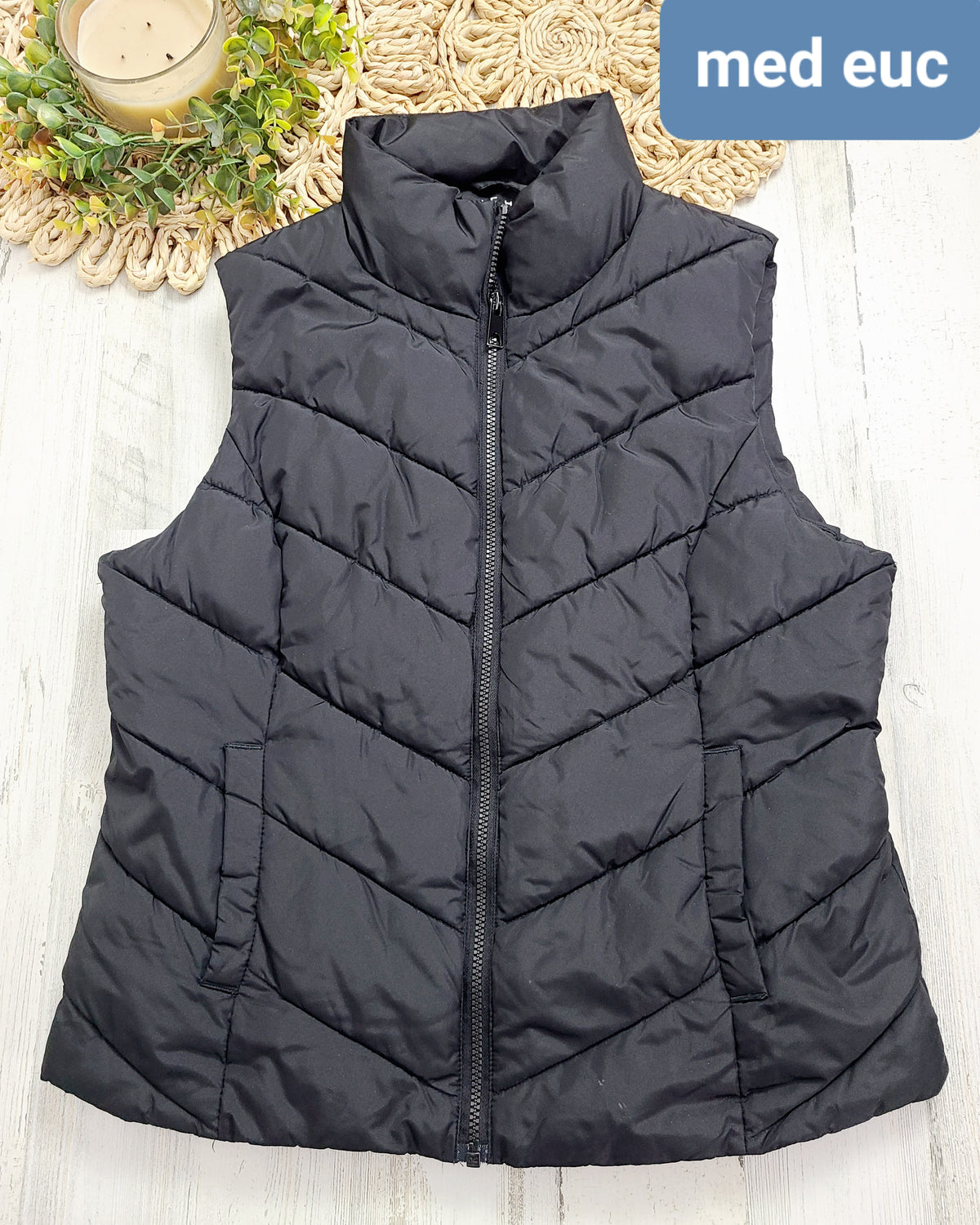 black quilted vest no brand
