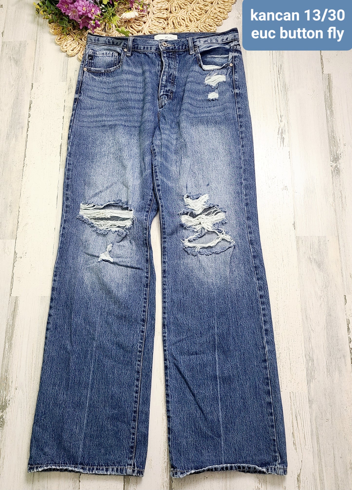 button fly kancan distressed jean
