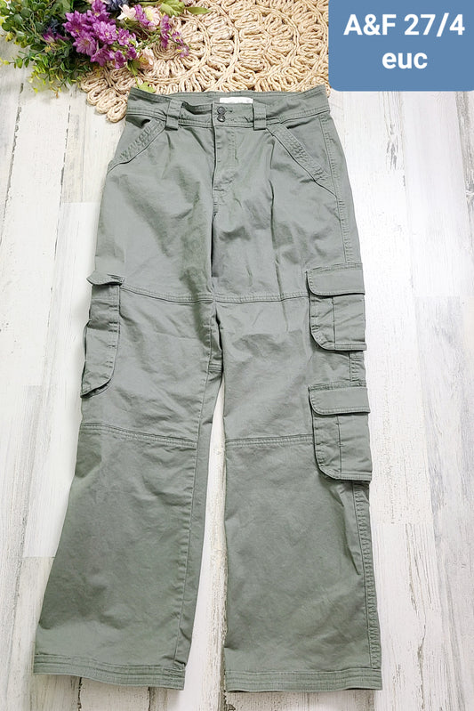 a&f cargo pants