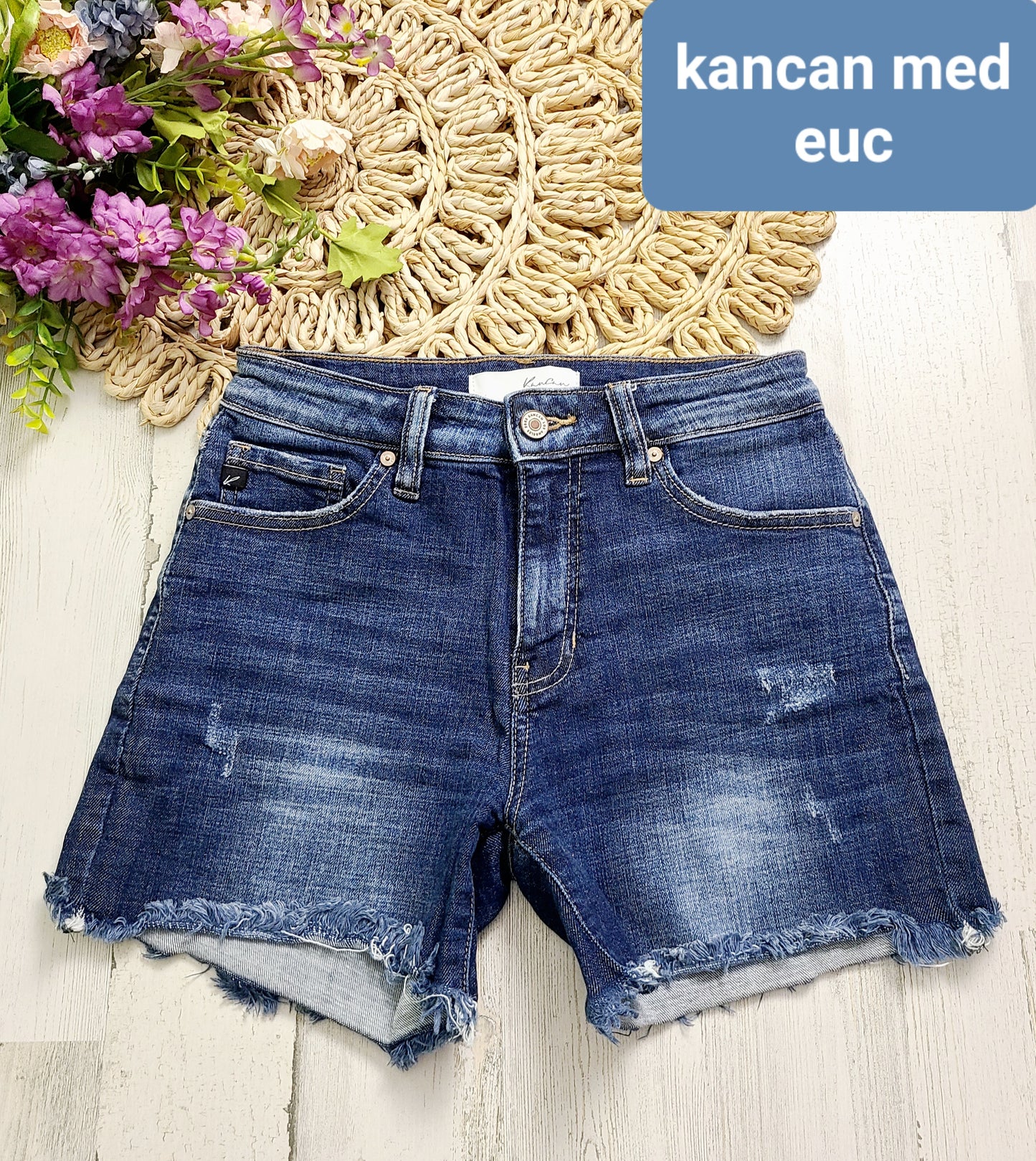 medium raw hem jean shorts kancan